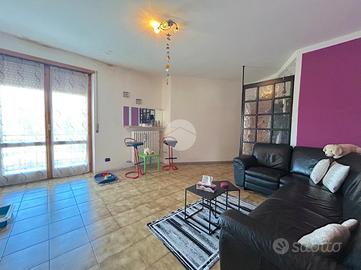 4 LOCALI A CASTEL D'AZZANO