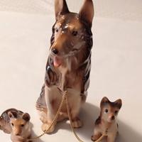 Famiglia di pastori tedeschi in ceramica Giappones