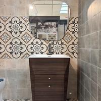 Mobile bagno freestanding con specchio