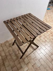 Tavolini da esterno con sedie