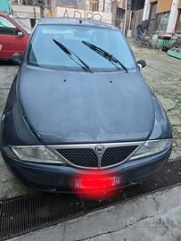 LANCIA Y trattabile