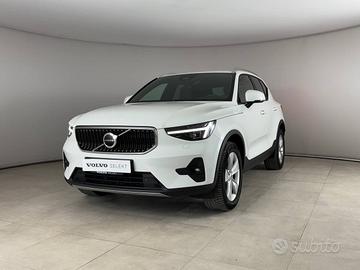 VOLVO XC40 2023 - XC40 2.0 b3 Core auto