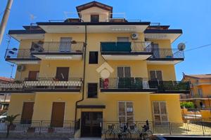 4 LOCALI A ASCEA