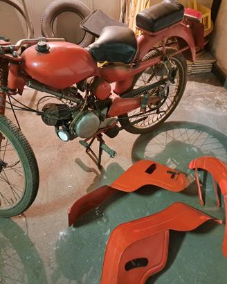 Moto Guzzi Cardellino 65 - Anni 60