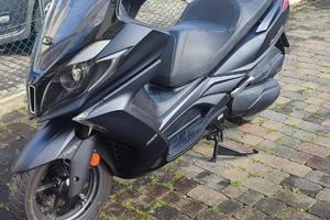 Maxi scooter - Kymco Downtown 350i - Anno 2019