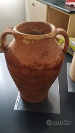 antico vaso in terracotta