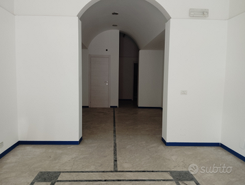 Bottega Ristrutturata Via Umberto/Via Ventimiglia