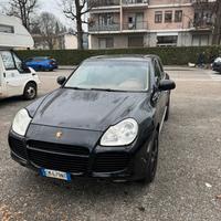 Porsche cayenne 4.5 turbo
