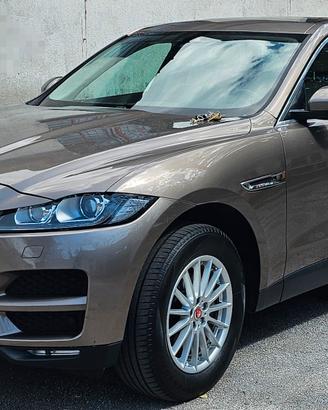 JAGUAR  F-PACE 