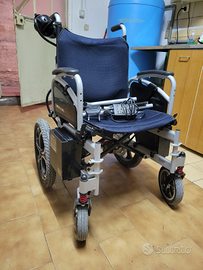 Carrozzina per invalidi elettrica