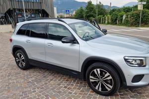 Mercedes GLB 200d