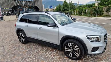 Mercedes GLB 200d