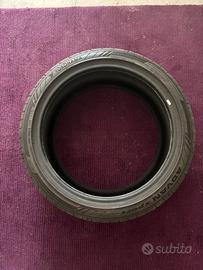 Gomme 225 40 r18 Yokohama advan sport v107