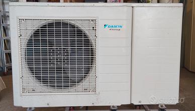 Pompa di calore Chiller Daikin inverter