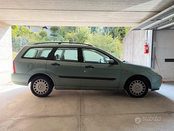 FORD FOCUS  STATION WAGON 
