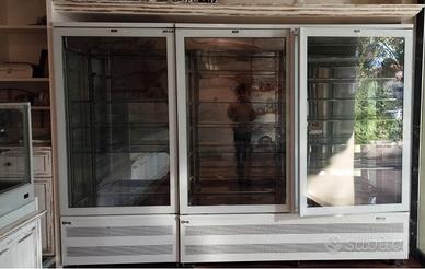 Due vetrine verticali tecna mod. evo