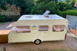 Caravan Knaus 450 fu sudwind