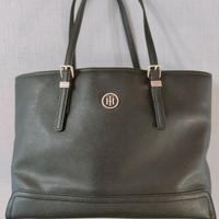 Borsa nera Tommy Hilfiger