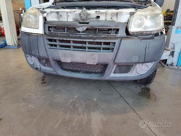 Paraurti anteriore FIAT DOBLO del 2008
