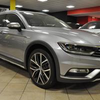 VOLKSWAGEN Passat Business Alltrack 2.0 240 CV 4