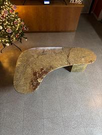 Tavolo in marmo giallo siena