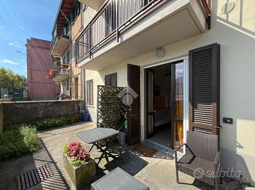 2 LOCALI A VALMADRERA