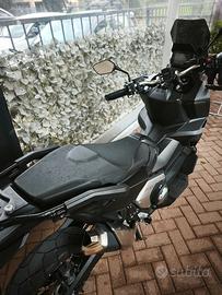 Honda XADV 750