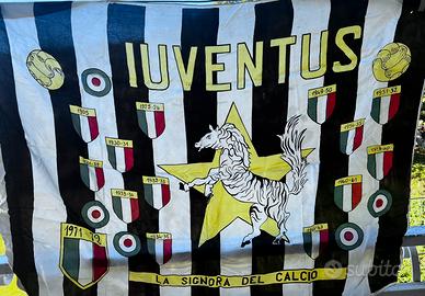 Bandiera Juventus anni '70 - Collezionismo In vendita a Cuneo