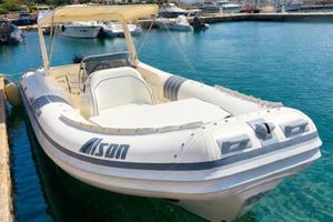 Gommone ALSON 750 – Tubolari e tappezzeria rifatti