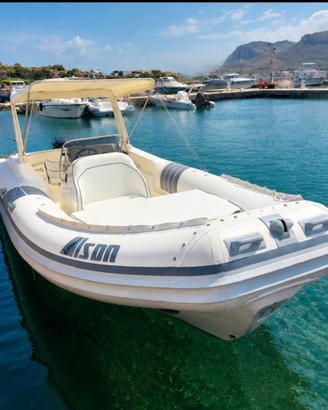 Gommone ALSON 750 – Tubolari e tappezzeria rifatti