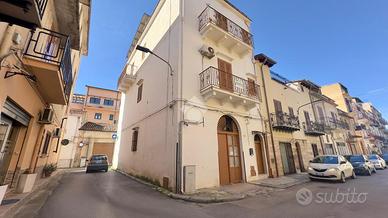 CASA INDIPENDENTE A PARTINICO