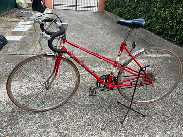 Bicicletta sportiva da donna