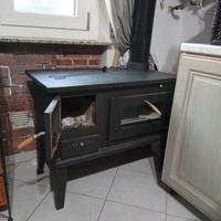 Stufa a legna BALKAN ENERGY