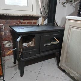 Stufa a legna BALKAN ENERGY