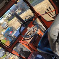 Trattore 95 CV con caricatore frontale