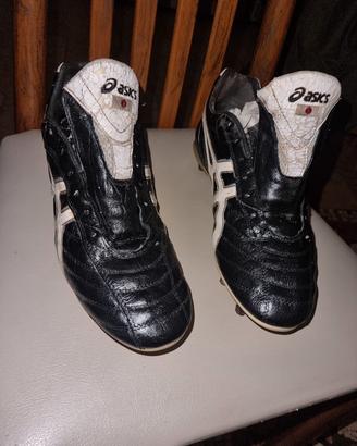 scarpe calcio asics Scudetto a 8 tacchetti 
