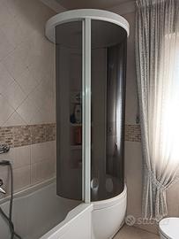 vasca da bagno combinata con box doccia 