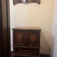 Mobile e attaccapanni