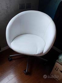 Sedia Poltroncina girevole Ikea SKRUVSTA bianca