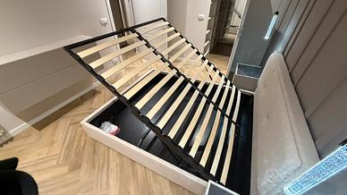 Letto matrimoniale con contenitore