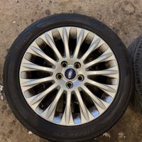 Cerchi in lega Ford Focus/C-Max con gomme estive