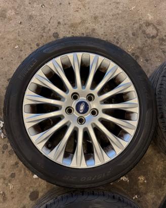 Cerchi in lega Ford Focus/C-Max con gomme estive