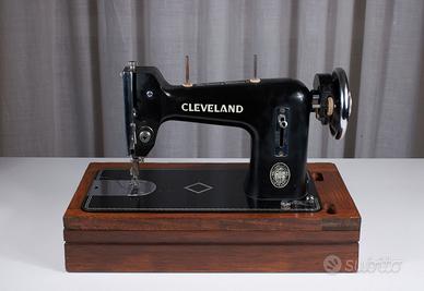 Macchina da cucire anni '40 Cleveland. Perfetta