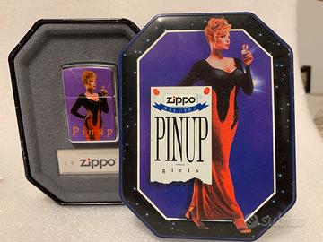 Zippo Pin up