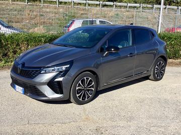 Renault Clio TCe 90 CV 5 porte Techno
