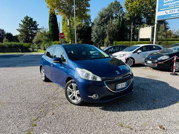 Peugeot 208 1.2 VTi 82 CV 5 porte Allure