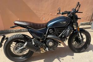 Ducati Scrambler nightshift  800-  2024- 1300km