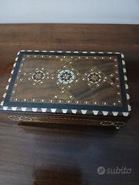 scatola in legno vintage con cariol Reuge 