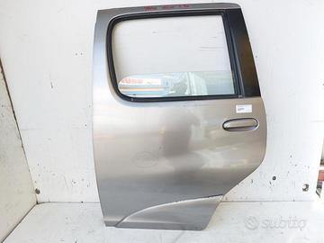 6700452030 PORTA POSTERIORE SX TOYOTA YARIS VERSO 