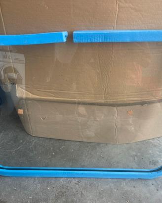 Vetro Cabina Hitachi nuovo. (82x56,2)